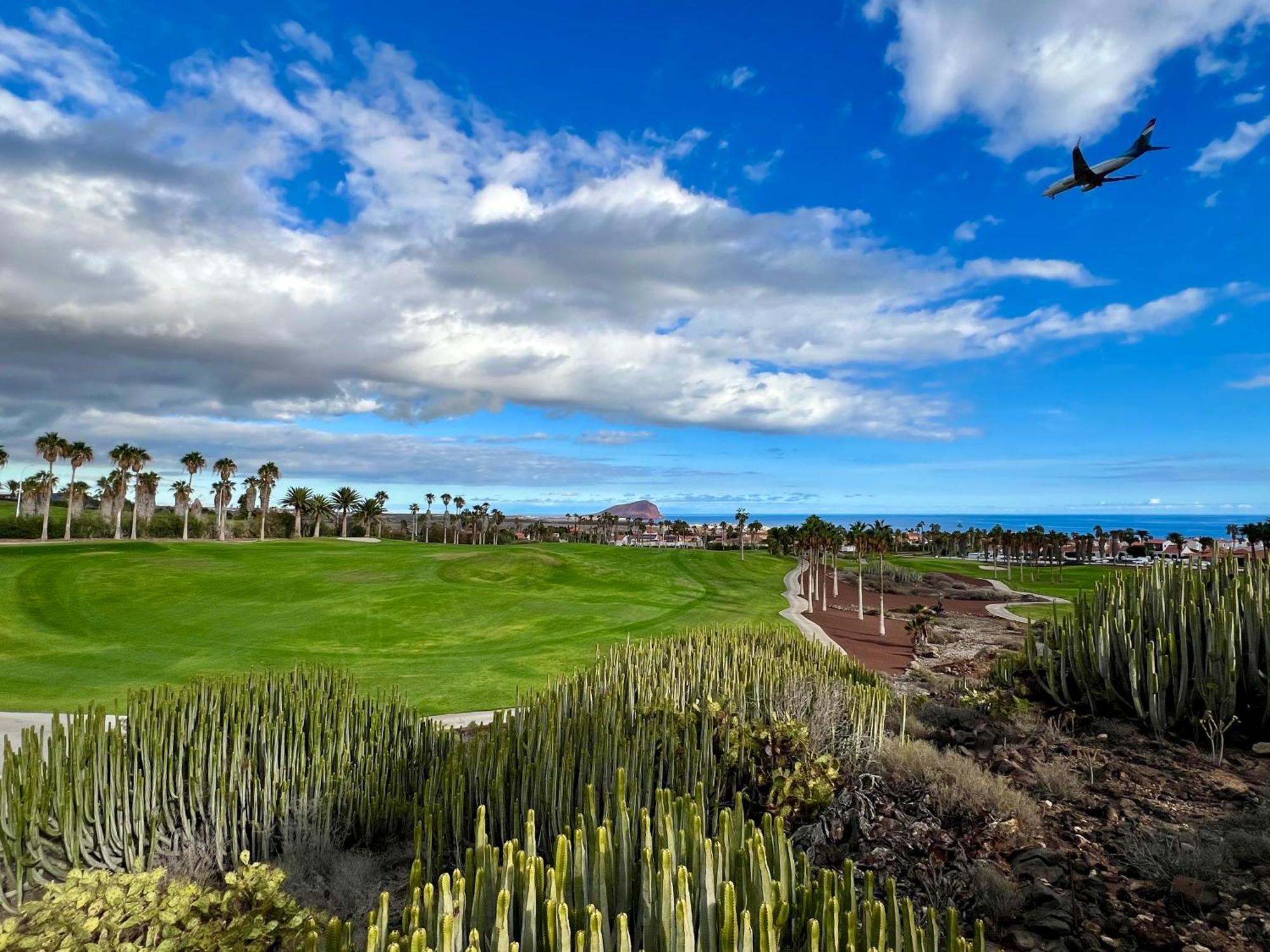 Air Conditioning, Private Parking And Fully Equipped Kitchen In Hotel Room In Golf Del Sur, Tenerife San Miguel de Abona Exteriér fotografie